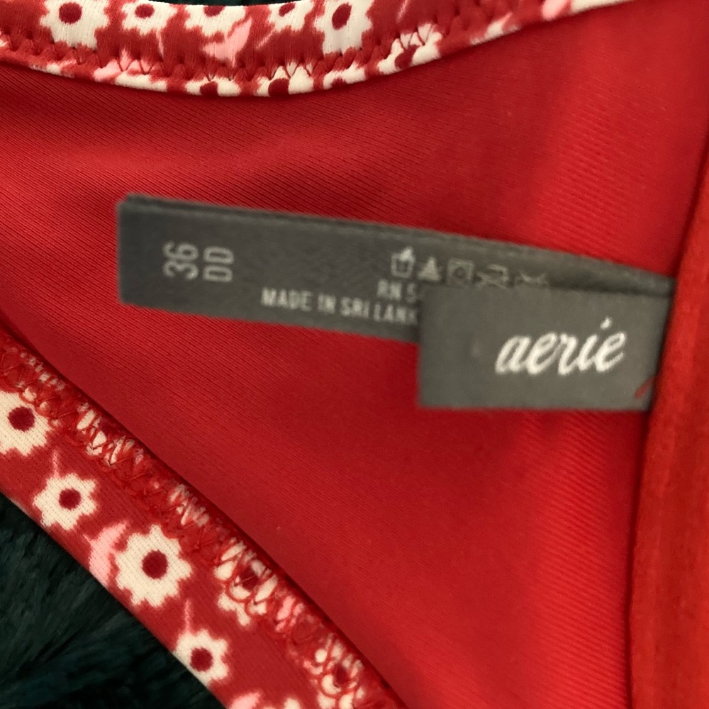 Aerie Padded Red Floral Swim Top 36DD - Picture 7 of 7